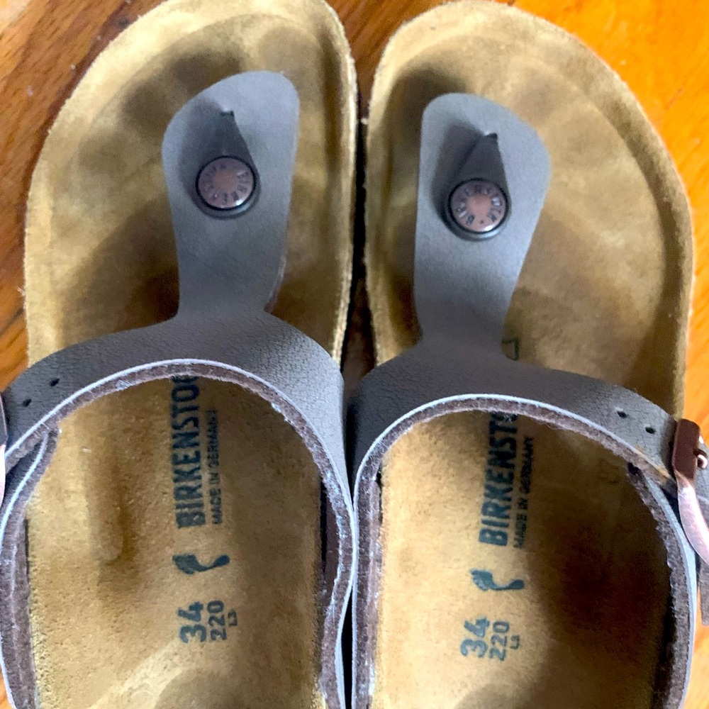 Girls Birkenstock sandals size 3